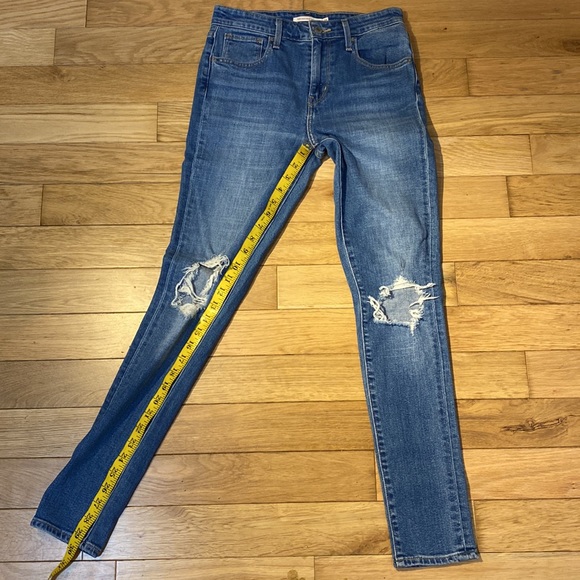 Levi’s 721 high rise skinny jeans ripped knees in medium wash size 26 - Picture 10 of 13